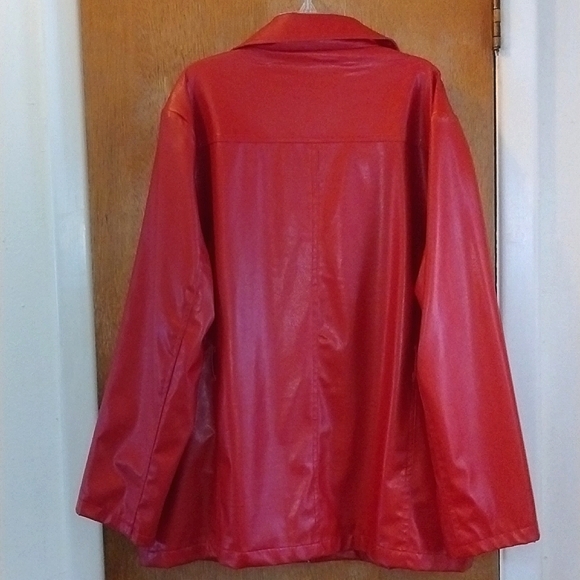 White Stag Ladies Plus Faux Red Leather Coat Sz. 2X - Picture 10 of 10